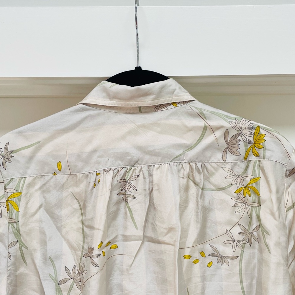 Raquel Allegra Women's Cropped Button Down Top - Picture 5 of 10